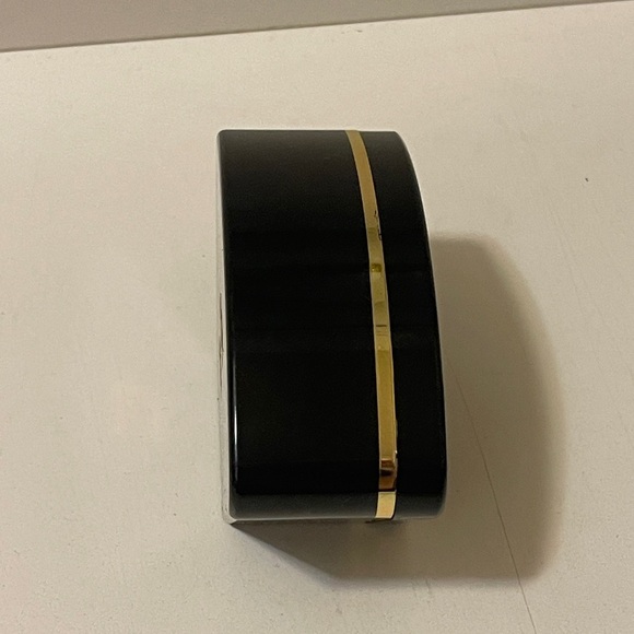 JOY DE BAIN 100G
PERFUMED SOAP (NEW WITH BOX) - Picture 5 of 10